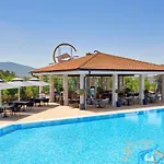 Hotell Viva Mare By Santa Marina 4*
