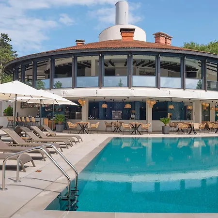 Viva Mare By Santa Marina