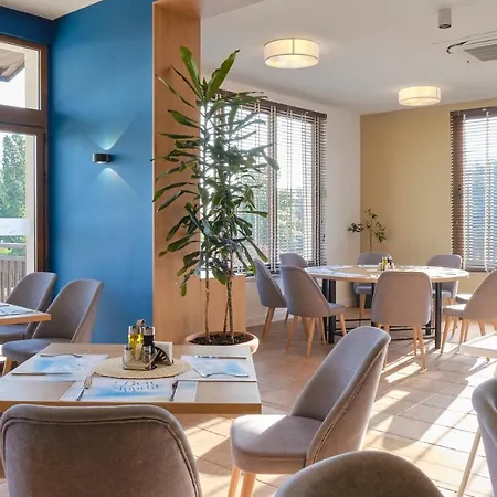 Viva Mare By Santa Marina